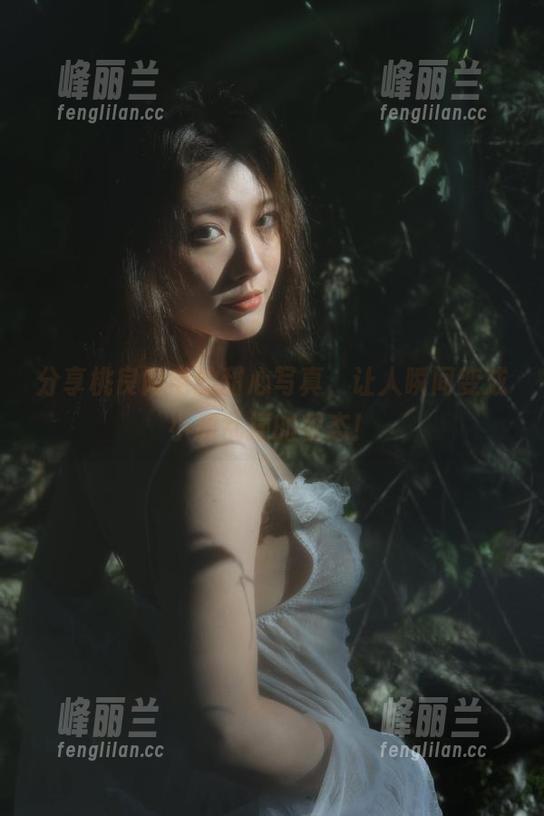分享桃良阿宅的甜心写真，让人瞬间变成小鹿乱撞的状态！