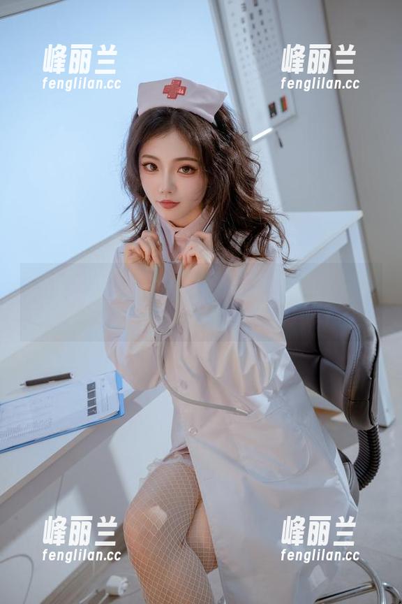 更新！桃良阿宅新写真，死库水系列，谁说宅女就不能画风清新！