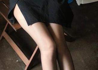 微密圈 – 梦里一只喵的美图世界：每个吊带都有它的故事
