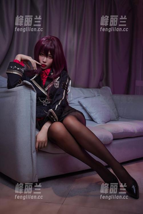 仔细想想，海克斯科技小蛋糕的最新兔女郎女仆作品，绝对是释放压力的良药！