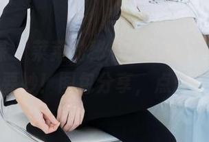 物恋传媒 – 菜菜的秘书，这份工作好像比你想的要妙！图包分享，点开看看吧！
