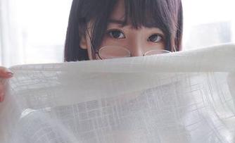 当猫九酱戴上眼镜，绝对没有圣光打扰！