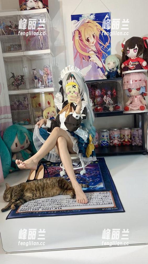 白栎Shirly的写真大冒险：恶毒白兔原图引发的奇思妙想！