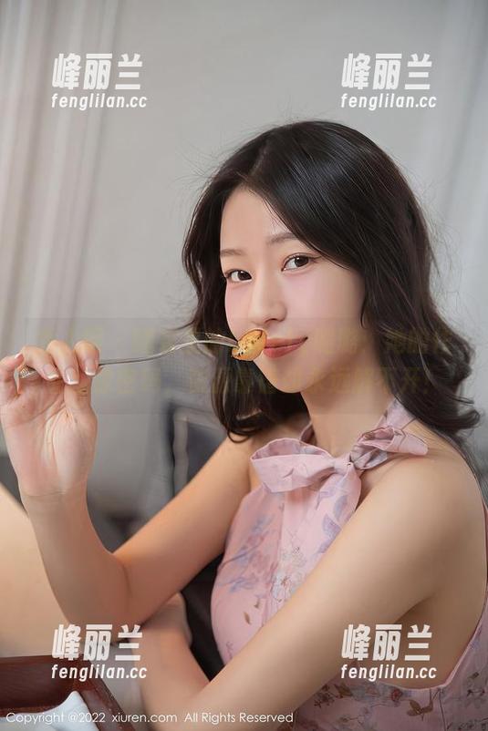 秀人网 - 睡衣里的Lovely璐璐：她的作品就像密码，资源靠谱却永远解不开！