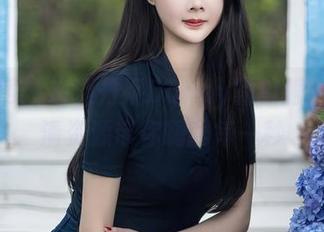 秀人网 – 追逐丹妮Danny的校服梦，高清资源带你嗨翻每一秒