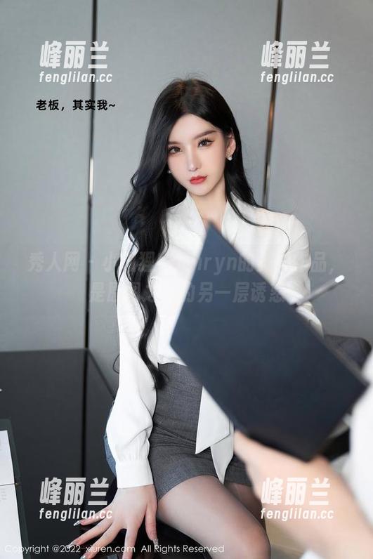 秀人网 - 小狐狸Kathryn的美脚作品，是原图之外的另一层诱惑
