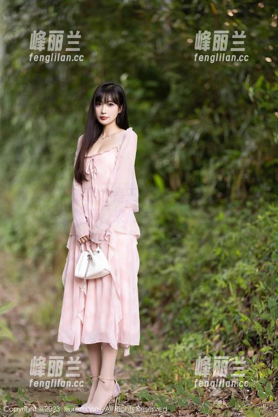 秀人网-陆萱萱cecillia 秀人网 - 泳装才是王道!陆萱萱cecillia的美图资源,来感受一下这份诱惑!
