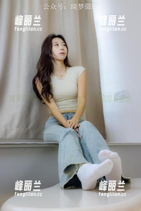 绮梦摄影 - 以日记的形式：月月的私拍合集，秘书与幻想