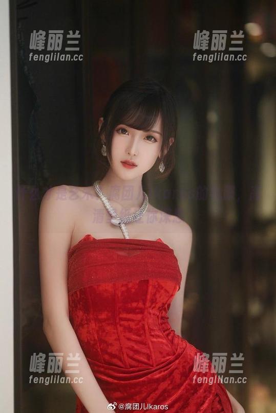 什么才是艺术？腐团儿Ikaros的礼服，高清壁纸让你深思