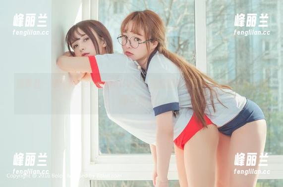 菠萝社 - 柳侑绮Sevenbaby办公室的趣味探索——让我们看看原图与精选！