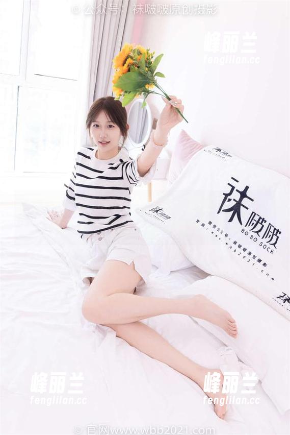 袜啵啵 - 奶油的黑丝作品：图包里有不少意想不到的‘流行趋势’！