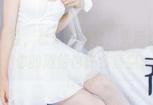 袜啵啵 – 看，稚予在挑鞋，更新这个花絮，你的期待也许会落空。