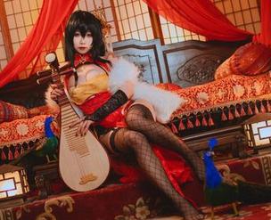 不一样的福利体验，贞子蜜桃和她的Nikke胜利女神作品！