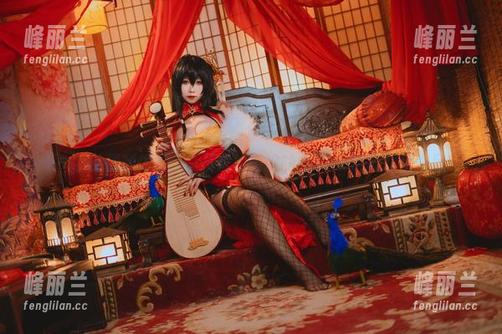 不一样的福利体验，贞子蜜桃和她的Nikke胜利女神作品！