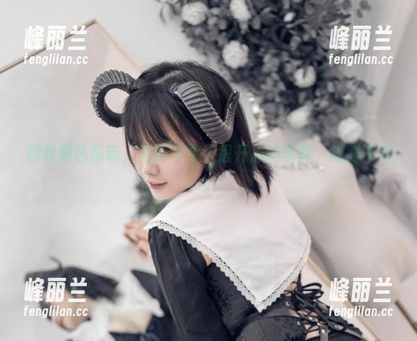 想看黑色吊带，找阿半今天很开心的写真，绝对不亏！