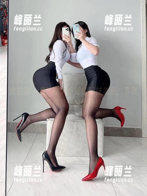 微密圈 - 看！陈大小姐的网袜美图，下载是你唯一的选择！